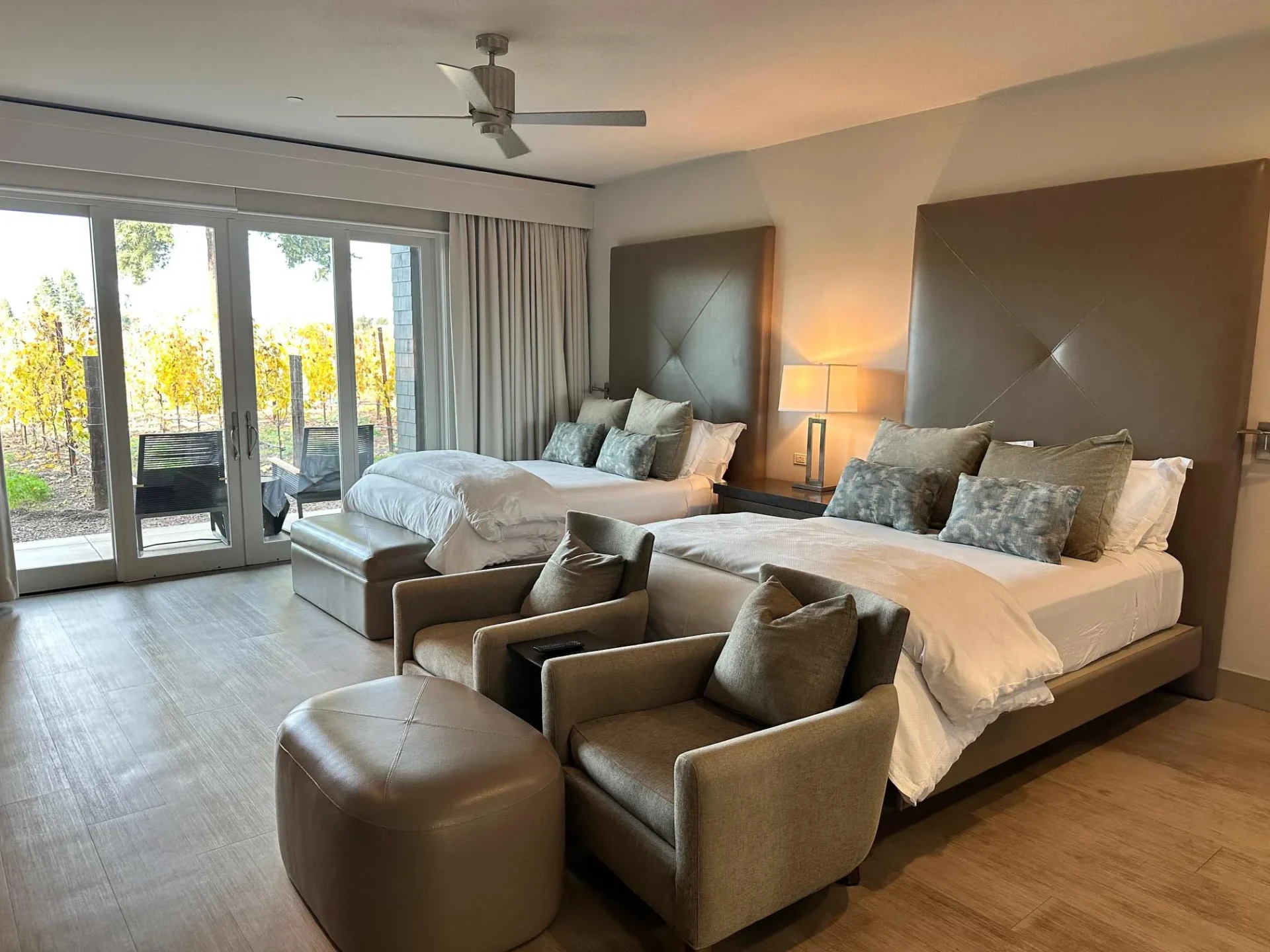 double-queen-bed-new - Senza Hotel
